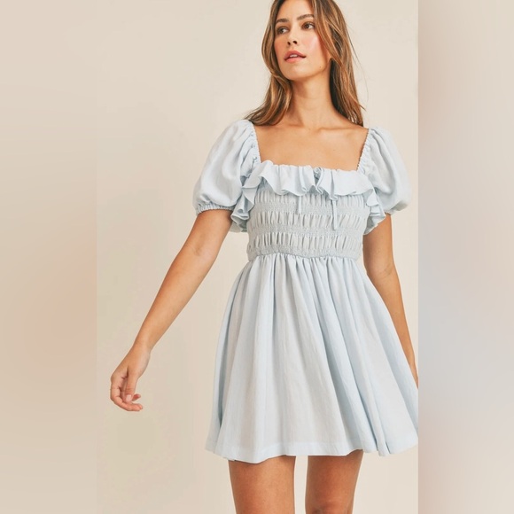 MABLE Dresses & Skirts - Mable AVA Mini Dress Light blue Puff Sleeve  smocked bodice Women's Size Medium